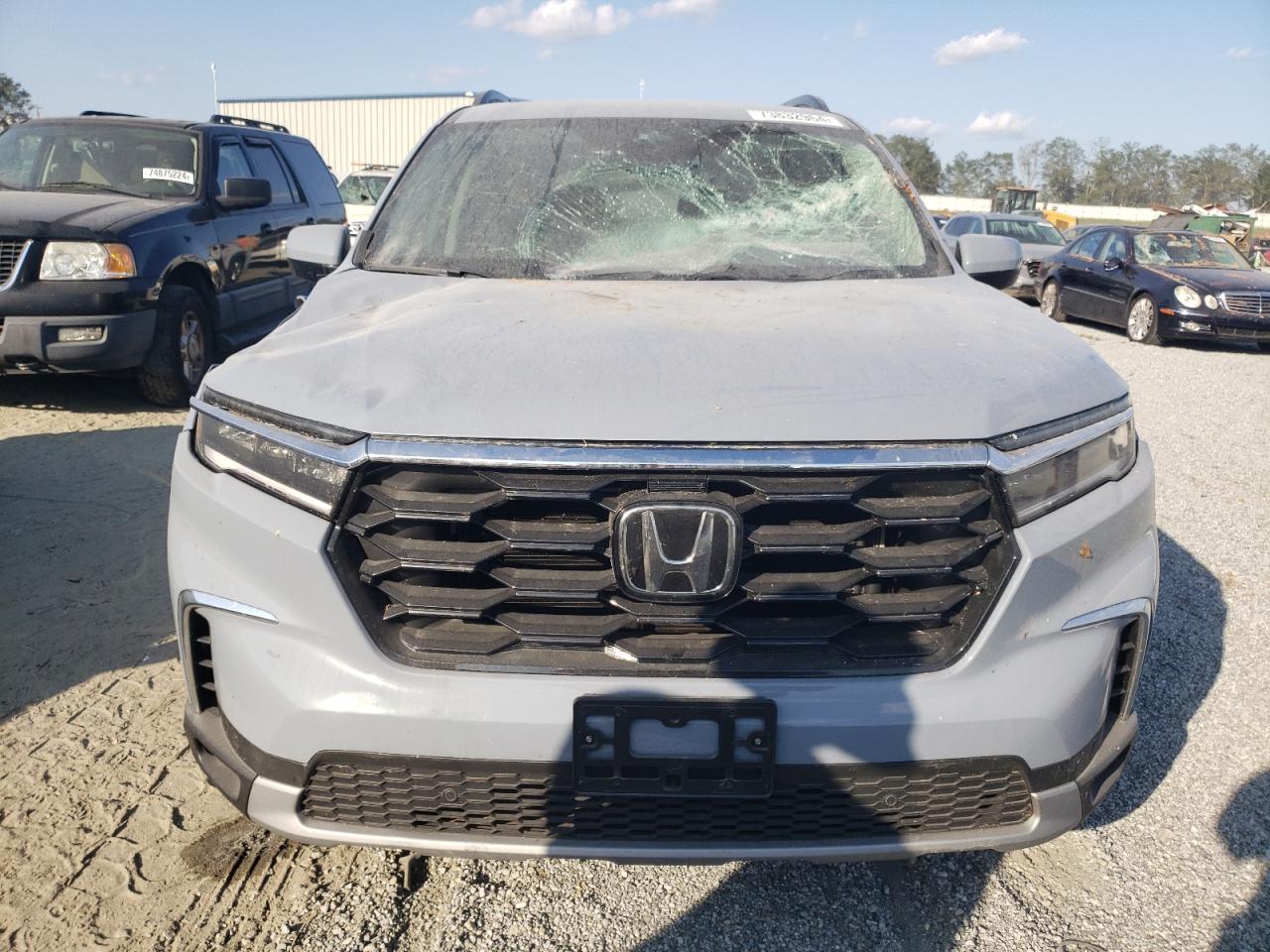 2024 HONDA PILOT TOURING VIN:5FNYG2H70RB015463