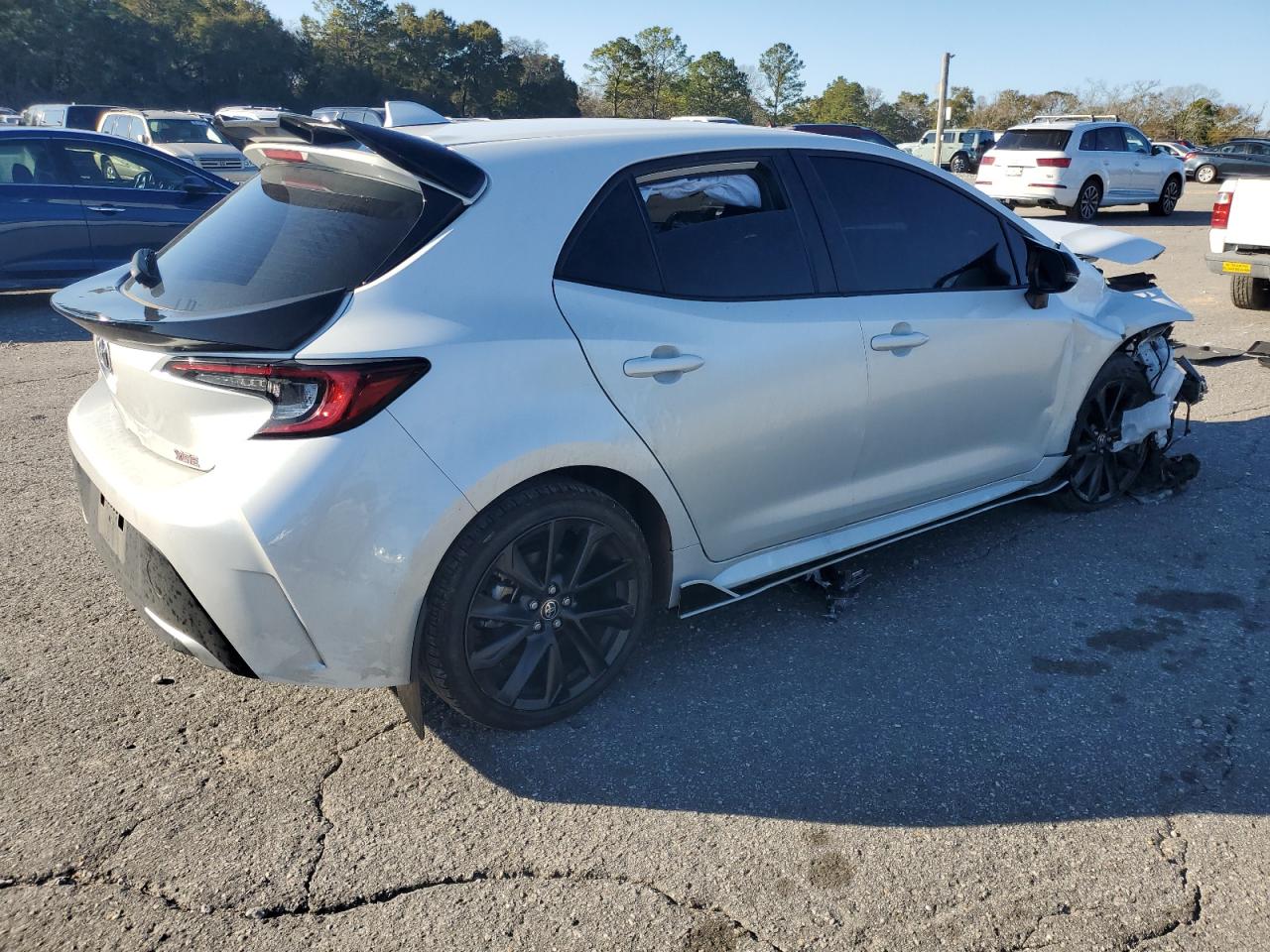 2024 TOYOTA COROLLA XSE VIN:JTNC4MBE8R3228921
