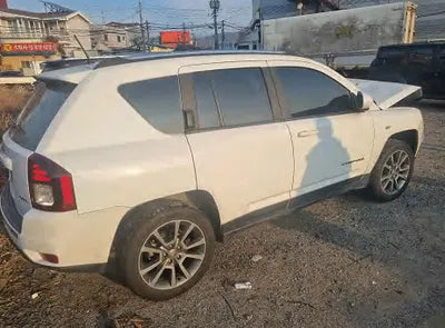 2017 Jeep Compass 1C4NJDCB7HD140235 VIN:1C4NJDCB7HD140235