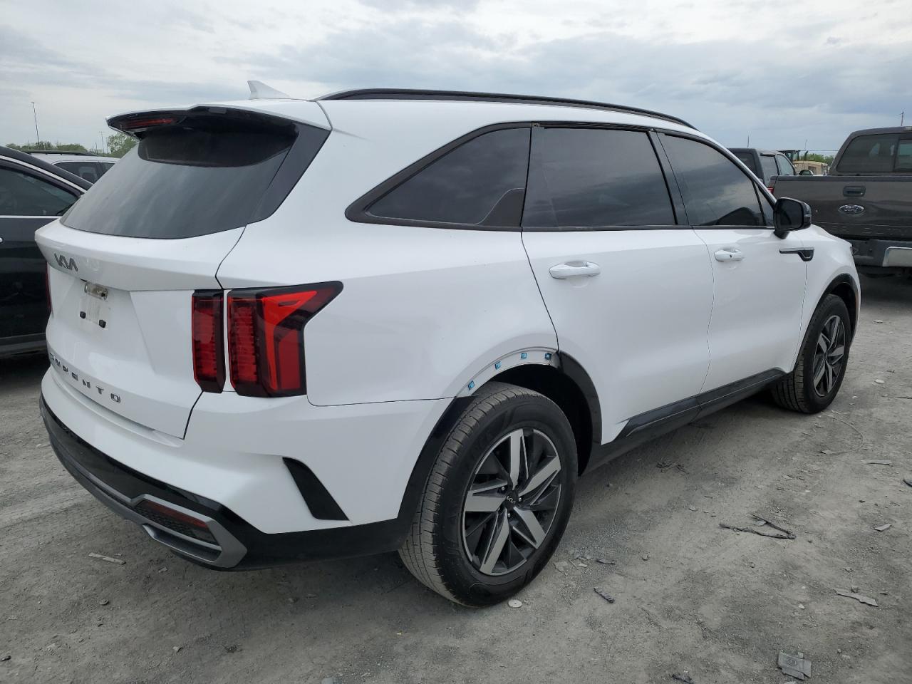 2022 KIA SORENTO S VIN:5XYRL4LC0NG093129