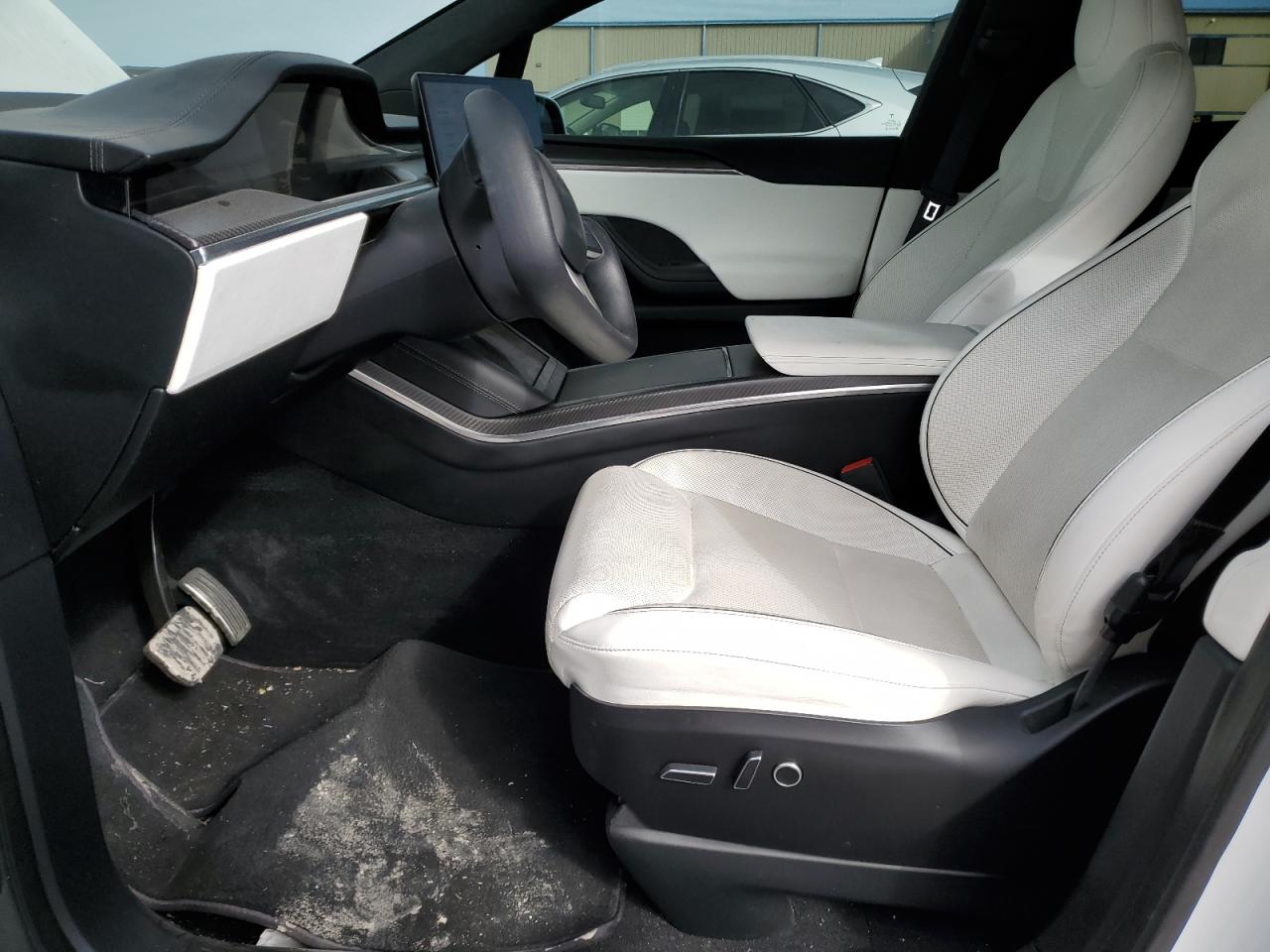 2022 TESLA MODEL X  VIN:7SAXCBE62NF342575