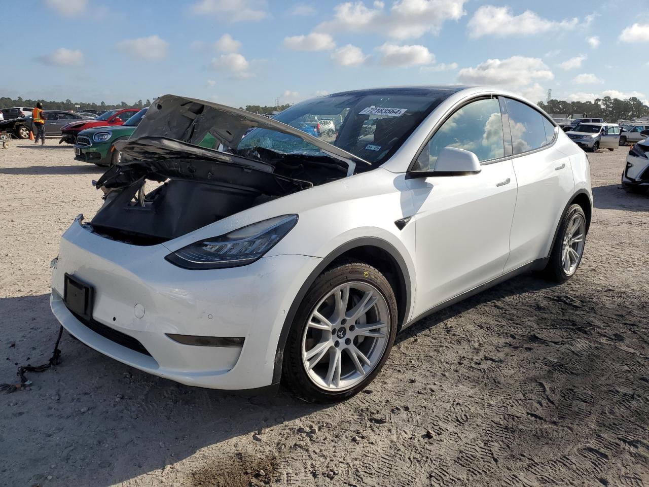 2022 TESLA MODEL Y  VIN:7SAYGDEEXNF437882