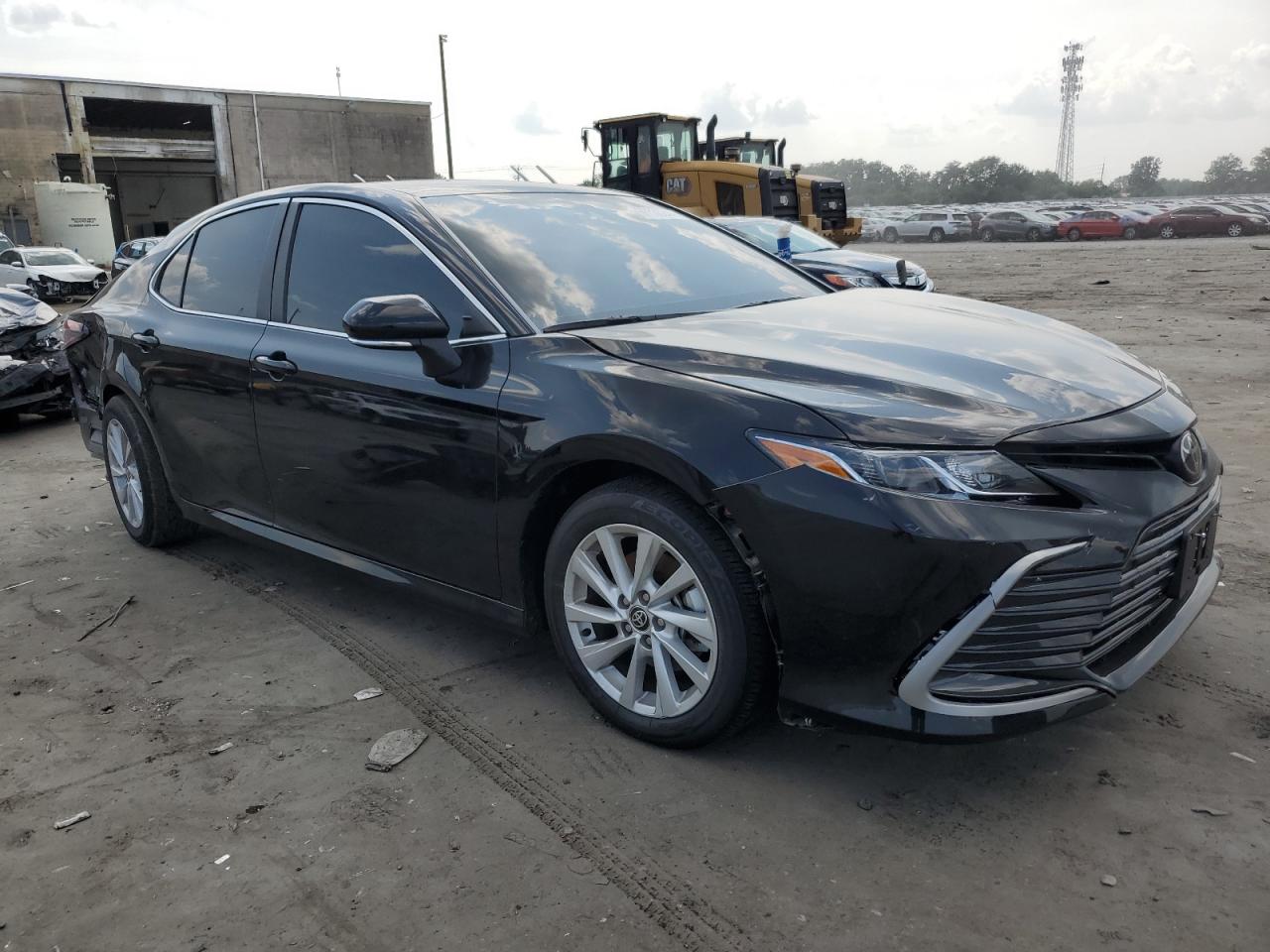 2024 TOYOTA CAMRY LE VIN:4T1C11AK0RU231353