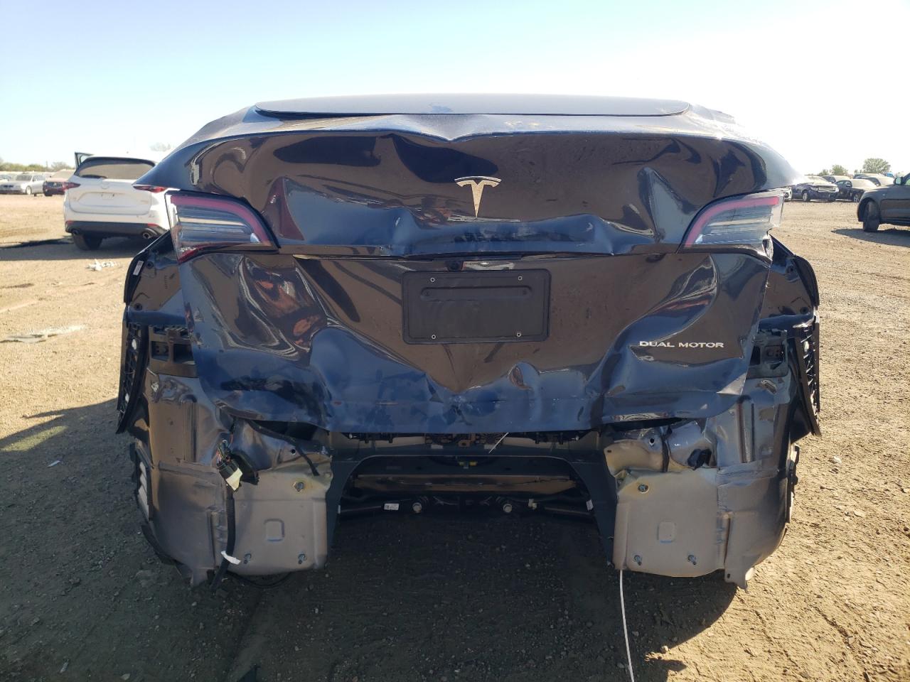 2024 TESLA MODEL Y  VIN:7SAYGAEE2RF081416