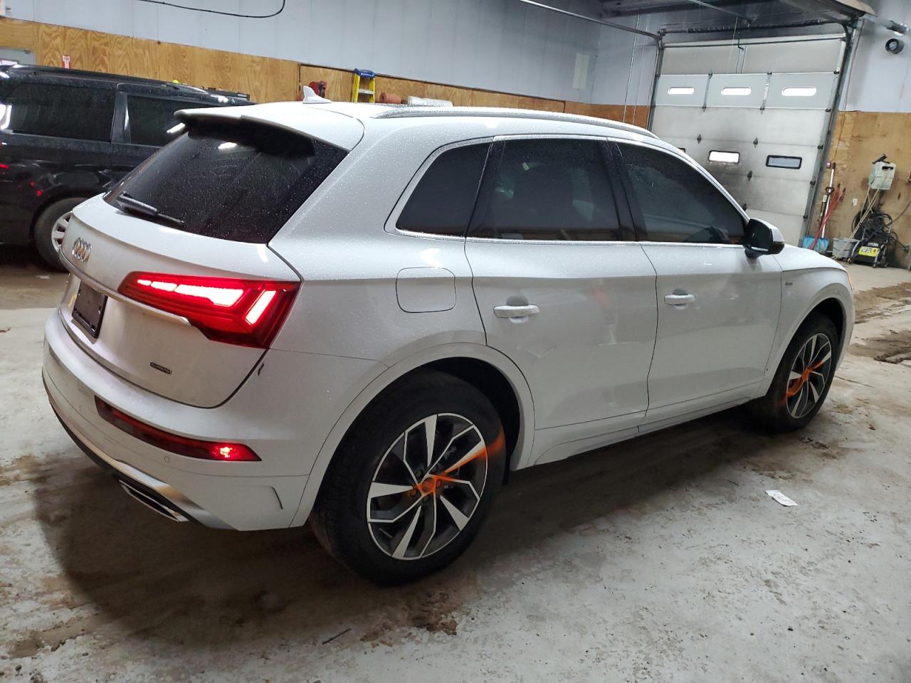 2023 AUDI Q5 PREMIUM PLUS 45 VIN:WA1EAAFY8P2102189