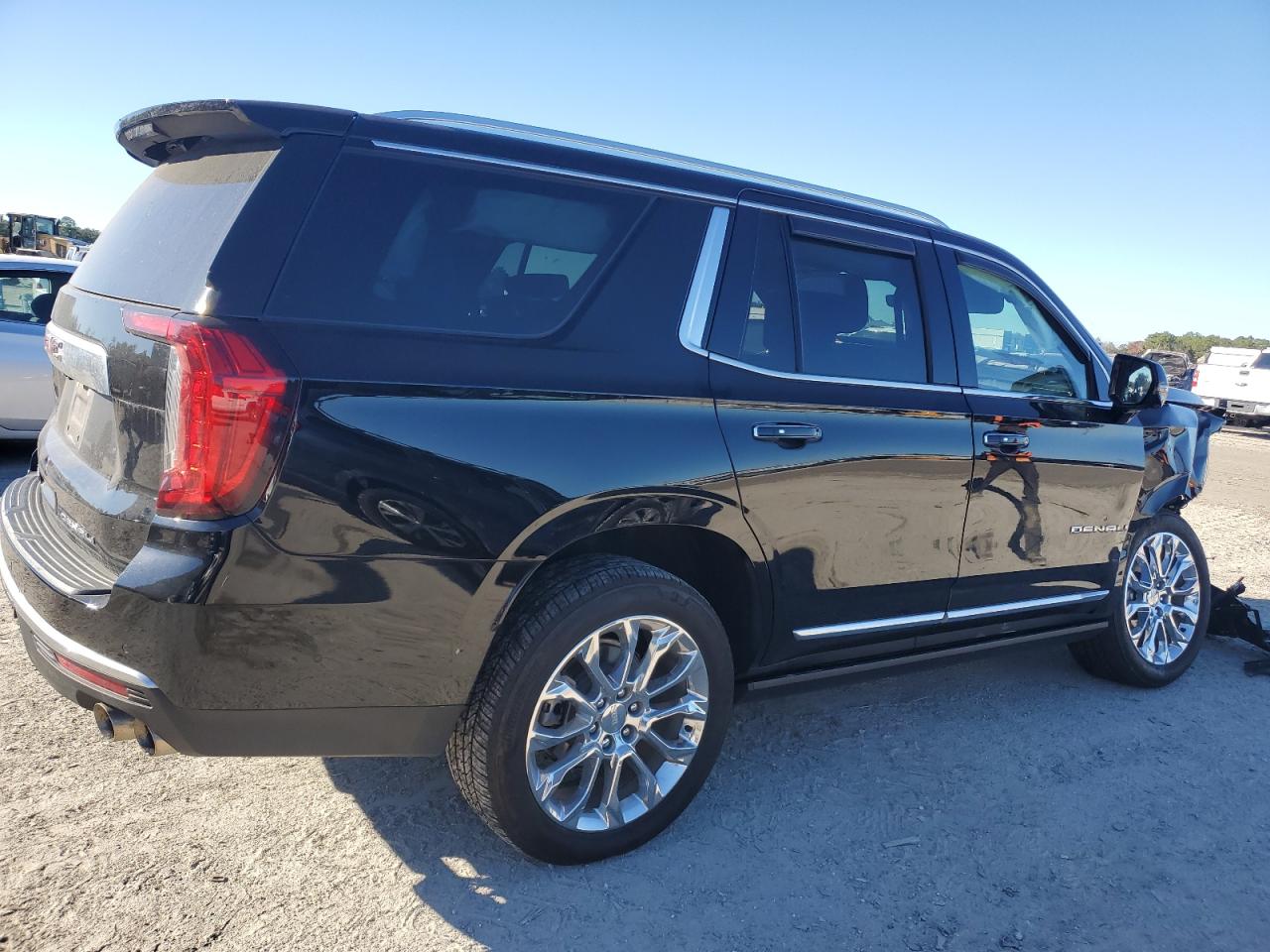2024 GMC YUKON DENALI VIN:1GKS2DKL8RR173831