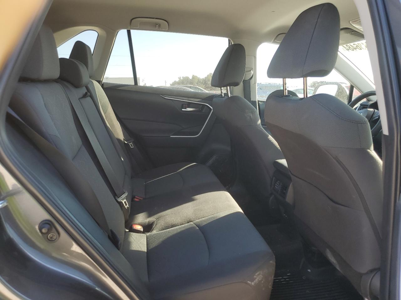 2023 TOYOTA RAV4 XLE VIN:2T3W1RFV4PC215550