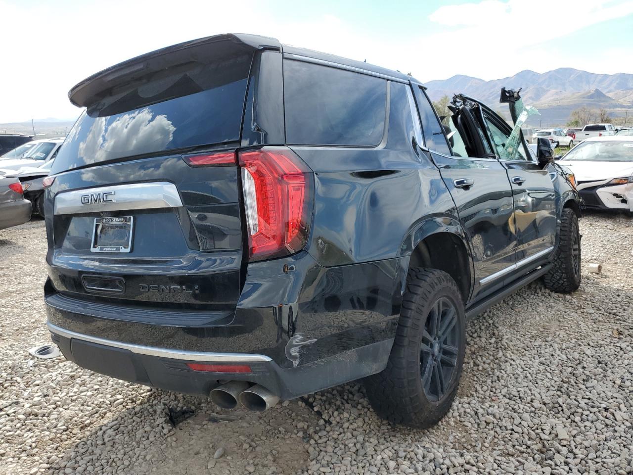 2022 GMC YUKON DENALI VIN:1GKS2DKL8NR226893