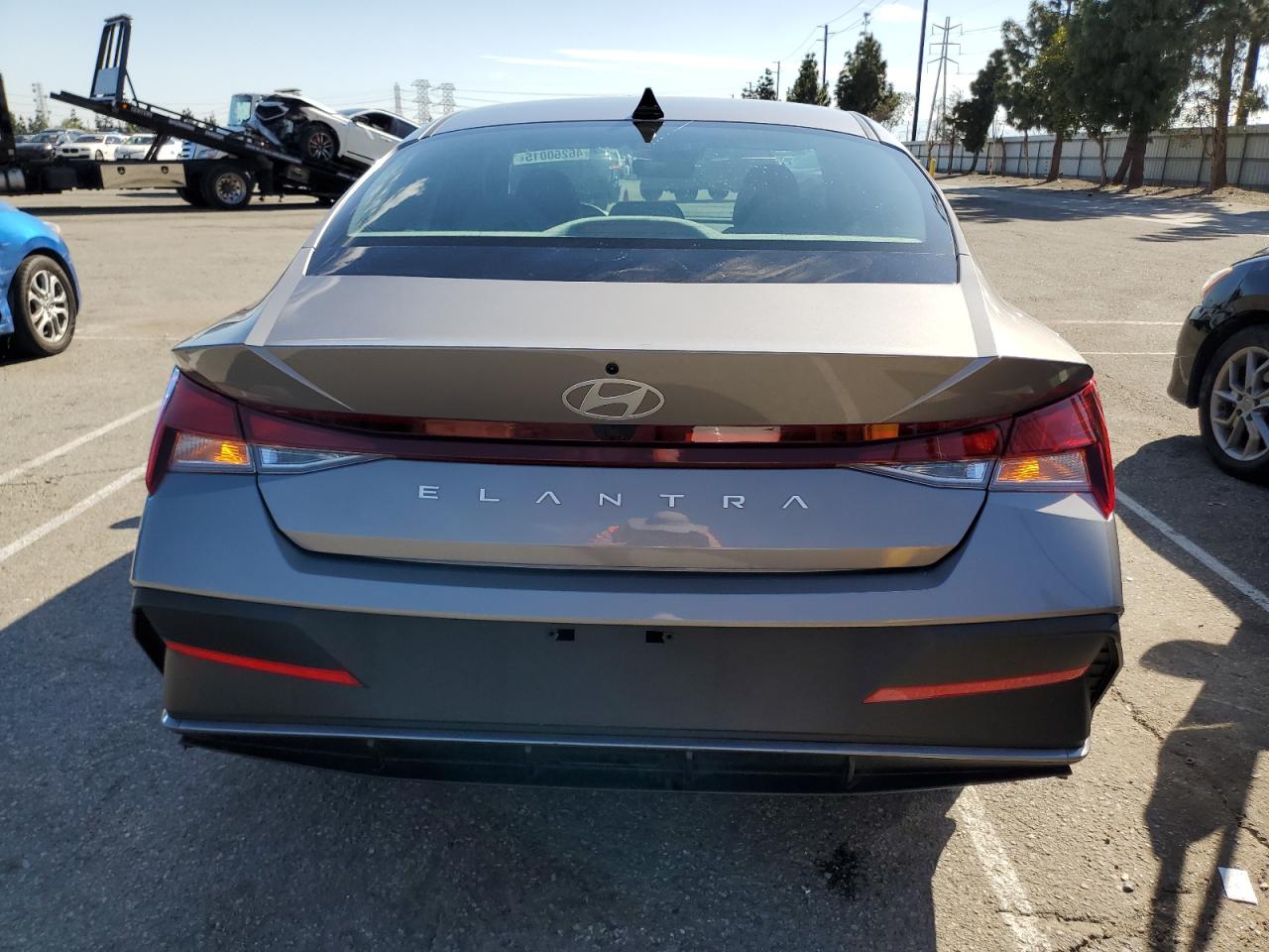 2024 HYUNDAI ELANTRA SEL VIN:KMHLM4DG0RU719251