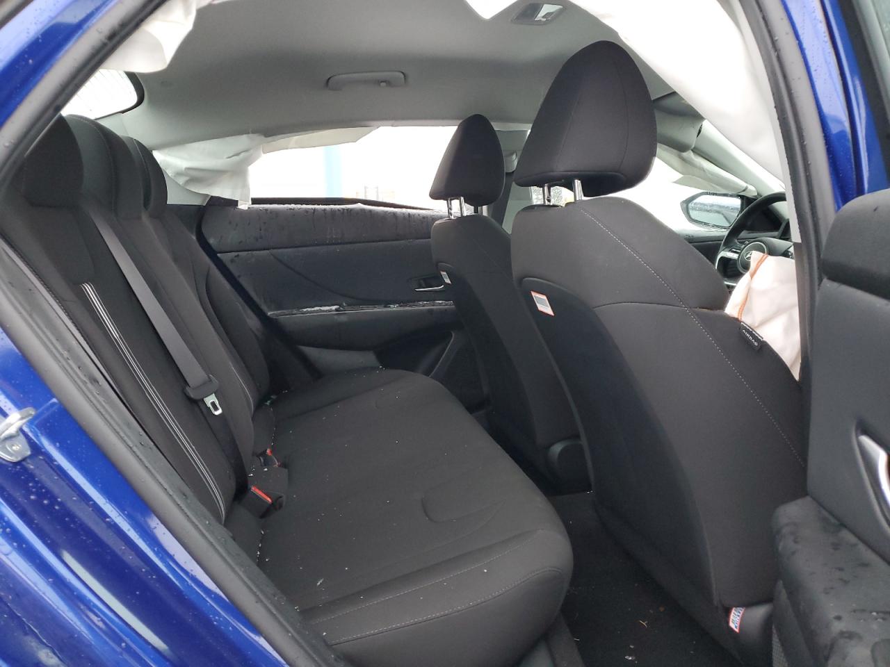 2022 HYUNDAI ELANTRA SEL VIN:KMHLM4AG1NU265073