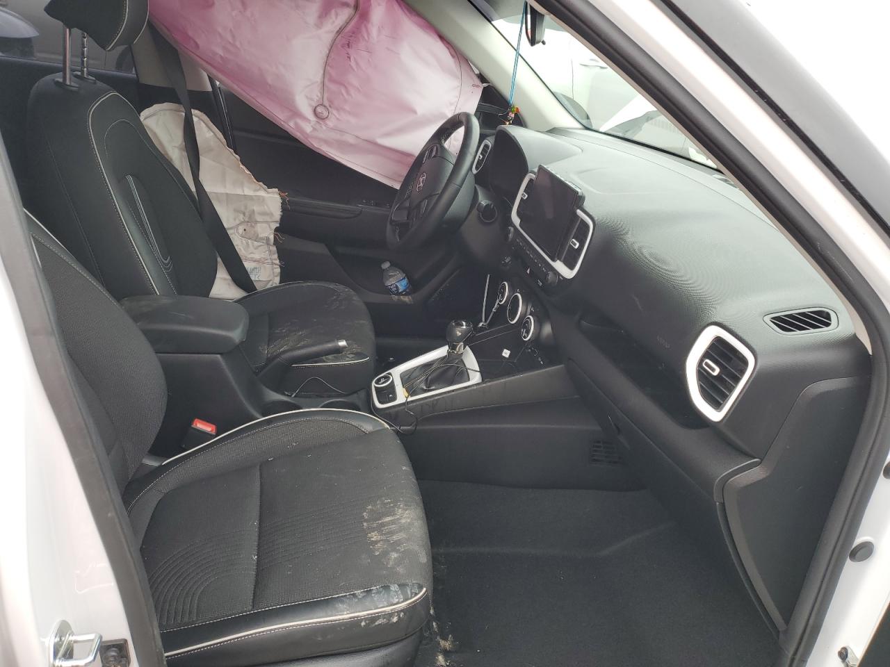 2022 HYUNDAI VENUE SEL VIN:KMHRC8A33NU178275