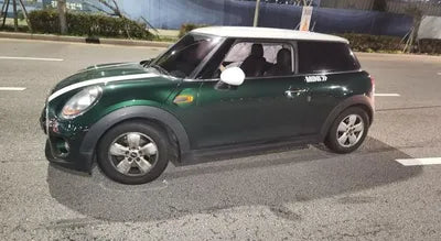 2016 MINI Cooper VIN: