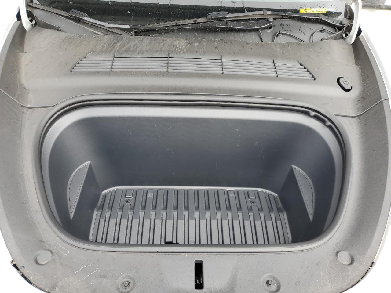 2023 TESLA MODEL Y  VIN:7SAYGDEE8PA069783