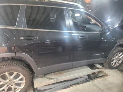 2016 Jeep Cherokee VIN: