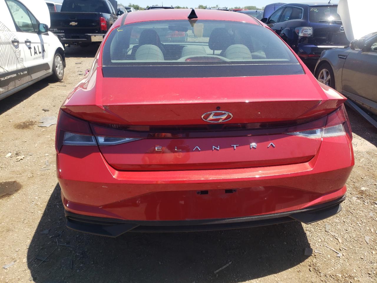 2023 HYUNDAI ELANTRA SEL VIN:5NPLS4AG7PH118229