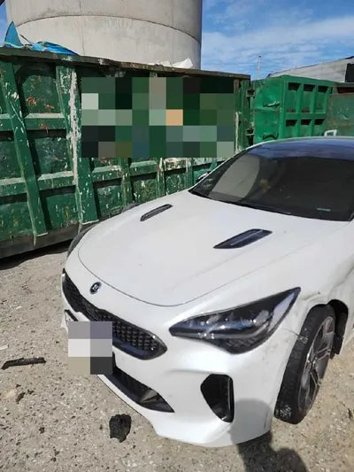2018 Kia Stinger KNAE751CBJS033997 VIN:KNAE751CBJS033997