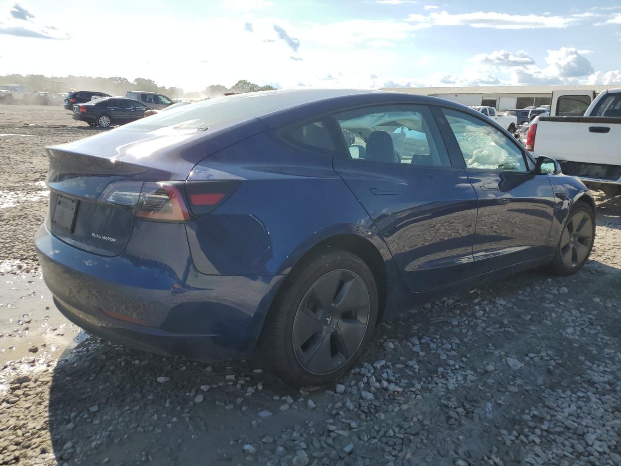 2022 TESLA MODEL 3  VIN:5YJ3E1EB4NF344390