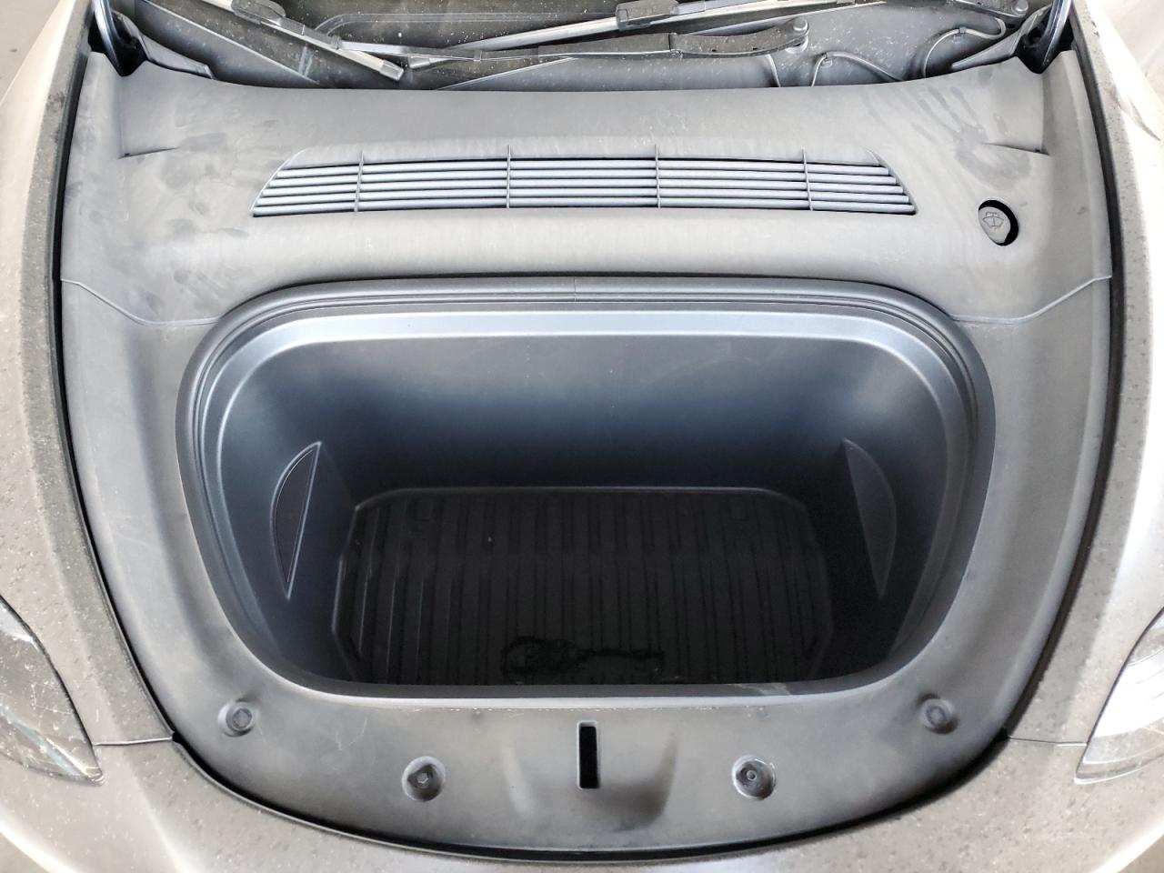 2023 TESLA MODEL Y  VIN:7SAYGDEE7PA209287