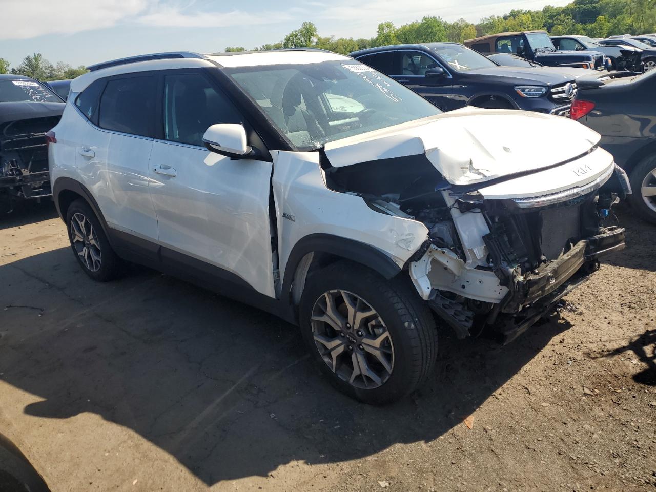 2023 KIA SELTOS EX VIN:KNDERCAAXP7411184