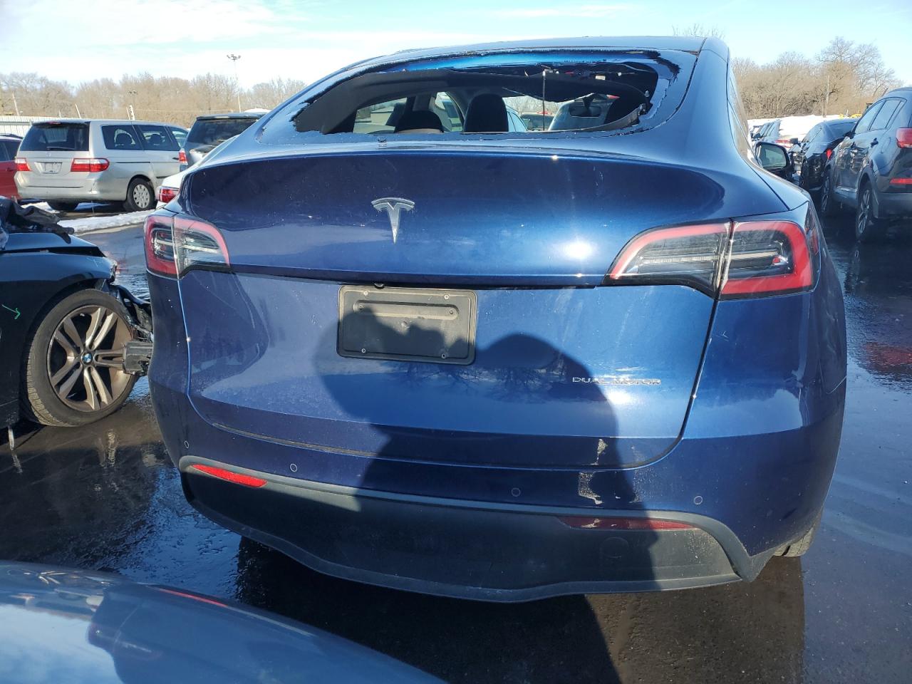 2022 TESLA MODEL Y  VIN:7SAYGDEE1NF420243