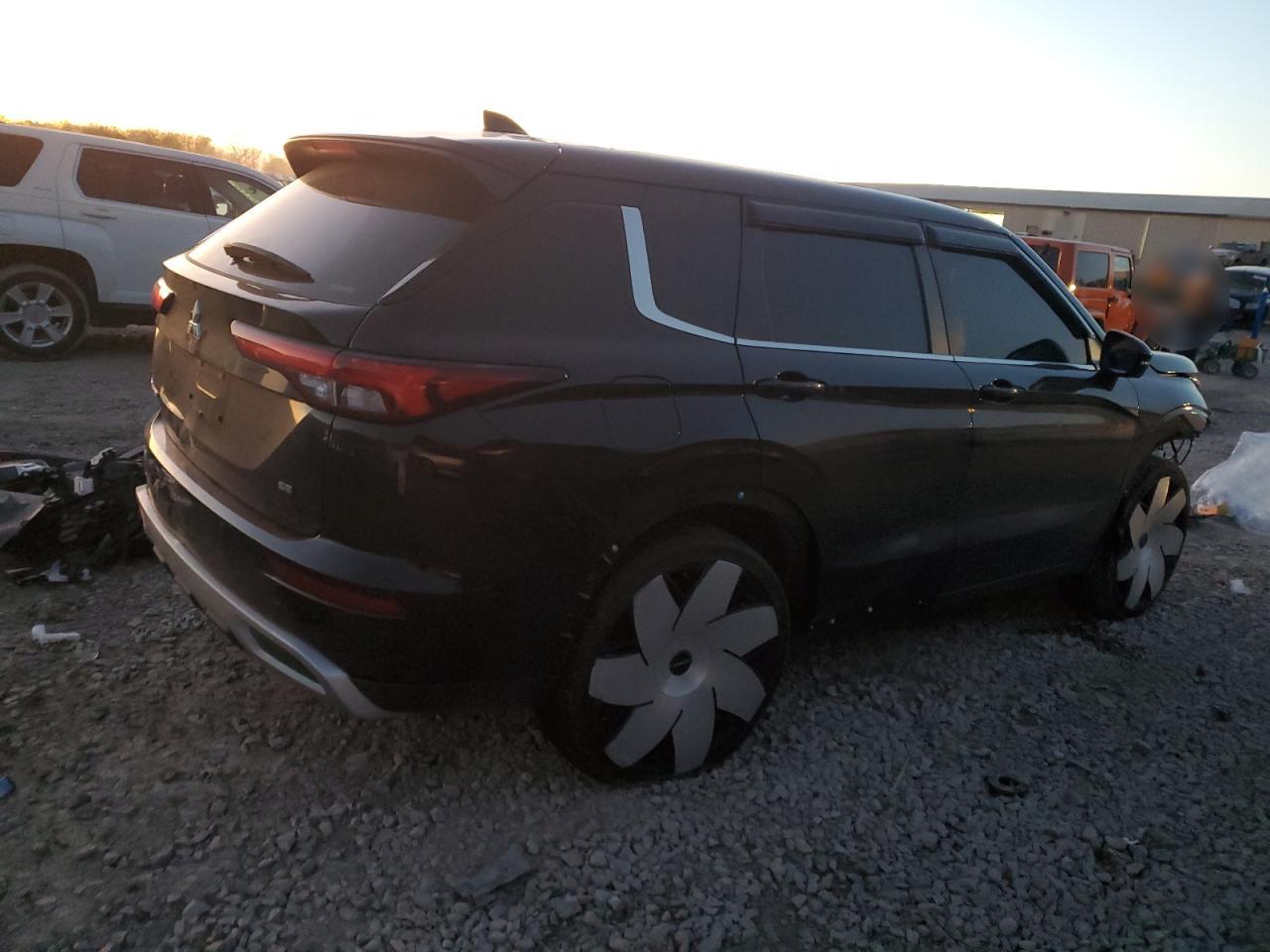 2023 MITSUBISHI OUTLANDER SE VIN:JA4J4UA81PZ060356