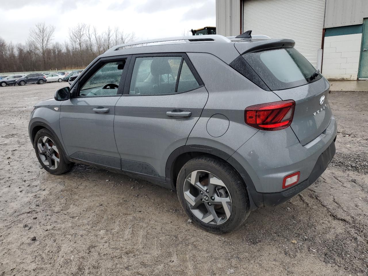 2022 HYUNDAI VENUE SEL VIN:KMHRC8A35NU180352