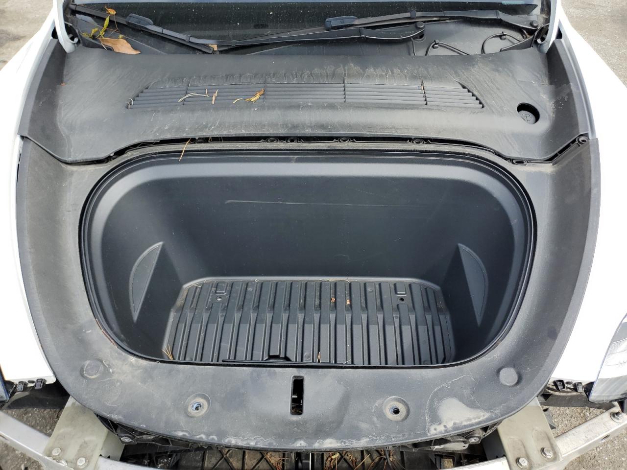 2022 TESLA MODEL Y  VIN:7SAYGDEF2NF317678