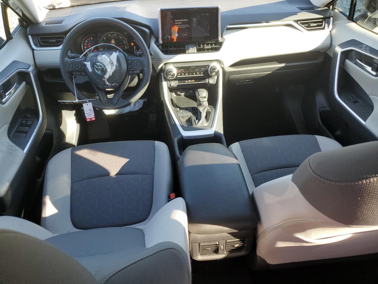 2024 TOYOTA RAV4 XLE VIN:2T3W1RFV6RC299793