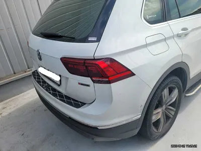 2018 Volkswagen Tiguan WVGZZZ5NZJW951403 VIN:WVGZZZ5NZJW951403