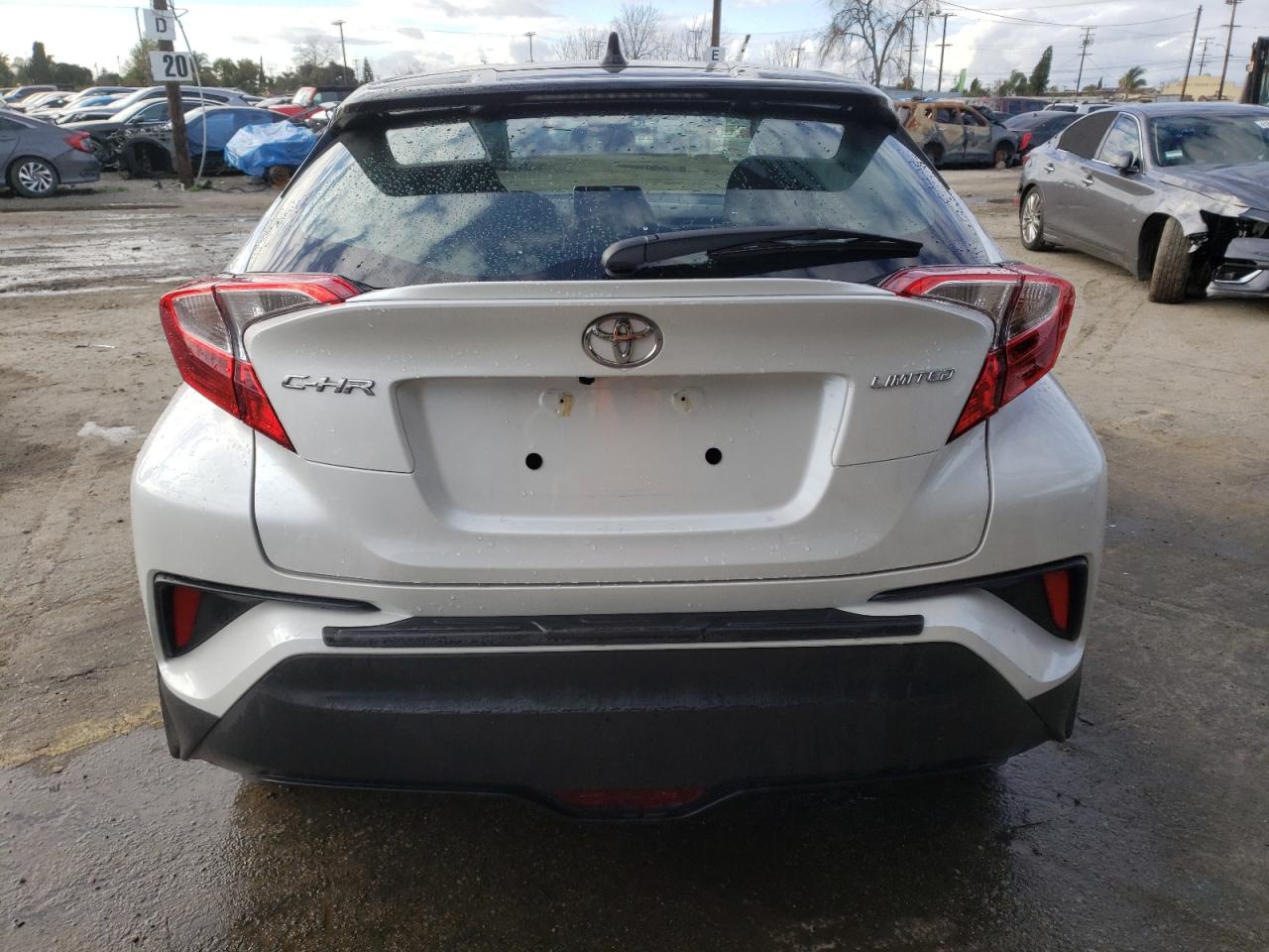 2022 TOYOTA C-HR XLE VIN:NMTKHMBX4NR147590