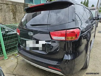 2015 Kia Carnival VIN: