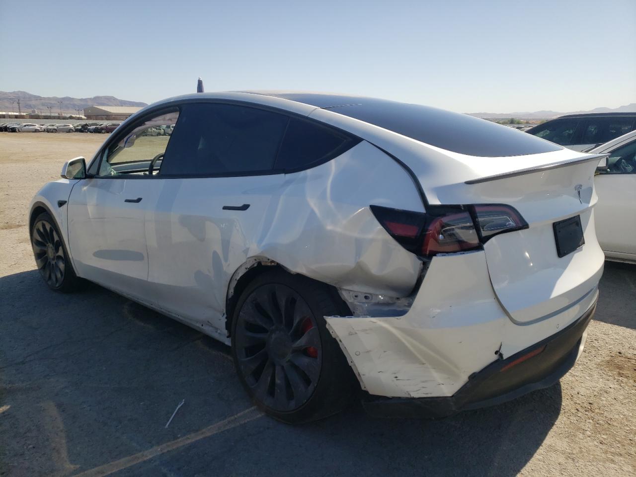 2022 TESLA MODEL Y  VIN:7SAYGDEF2NF395152