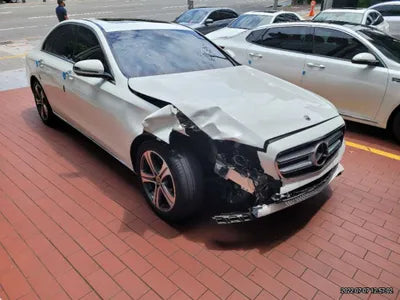 2019 Mercedes-Benz E 300 WDDZF4JB2KA672352 VIN:WDDZF4JB2KA672352
