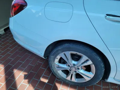 2015 Mercedes-Benz C 220 VIN: