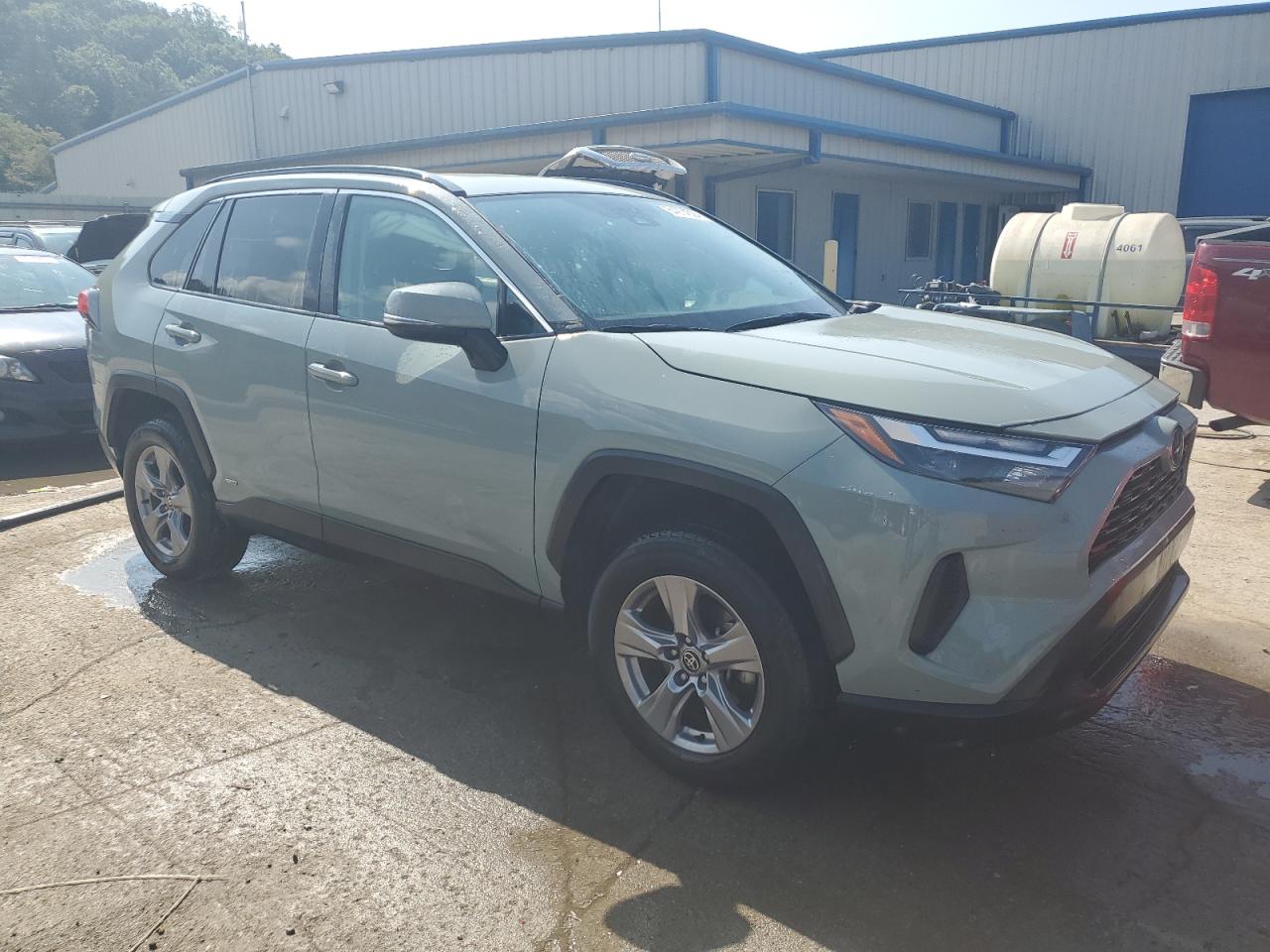 2022 TOYOTA RAV4 XLE VIN:2T3RWRFV7NW136870