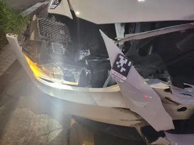 2016 BMW 320 WBA8C5105GK640870 VIN:WBA8C5105GK640870