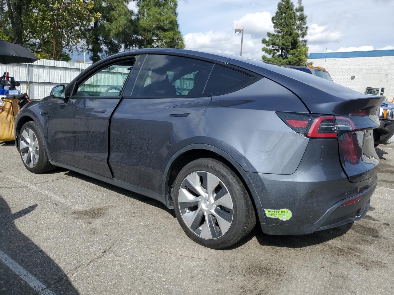 2023 TESLA MODEL Y  VIN:7SAYGAEEXPF685356