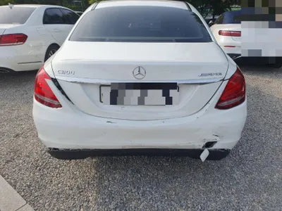 2015 Mercedes-Benz C 200 VIN: