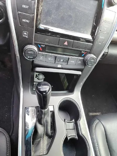 2016 Toyota Camry VIN: