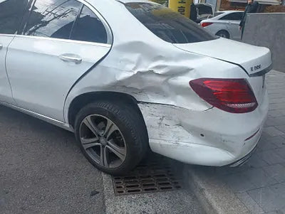 2017 Mercedes-Benz E 300 WDDZF4KBXHA225825 VIN:WDDZF4KBXHA225825