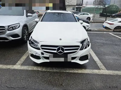 2017 Mercedes-Benz C 200 VIN: