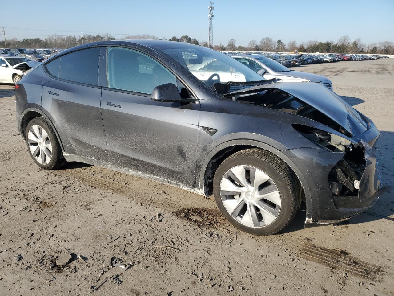 2024 TESLA MODEL Y  VIN:7SAYGDEE0RA275960