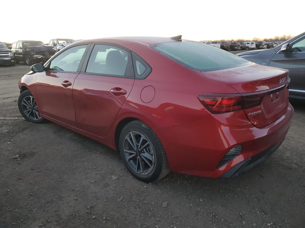 2024 KIA FORTE LX VIN:3KPF24ADXRE740334