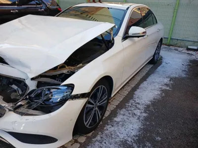 2020 Mercedes-Benz E 300 W1KZF4JBXLA817221 VIN:W1KZF4JBXLA817221