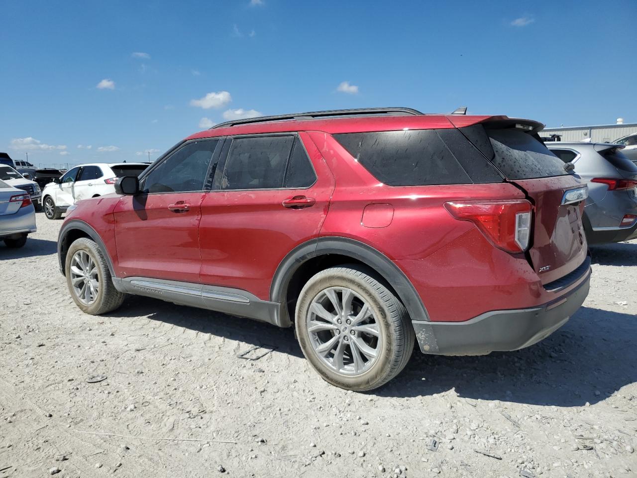 2022 FORD EXPLORER XLT VIN:1FMSK7DH8NGC07581