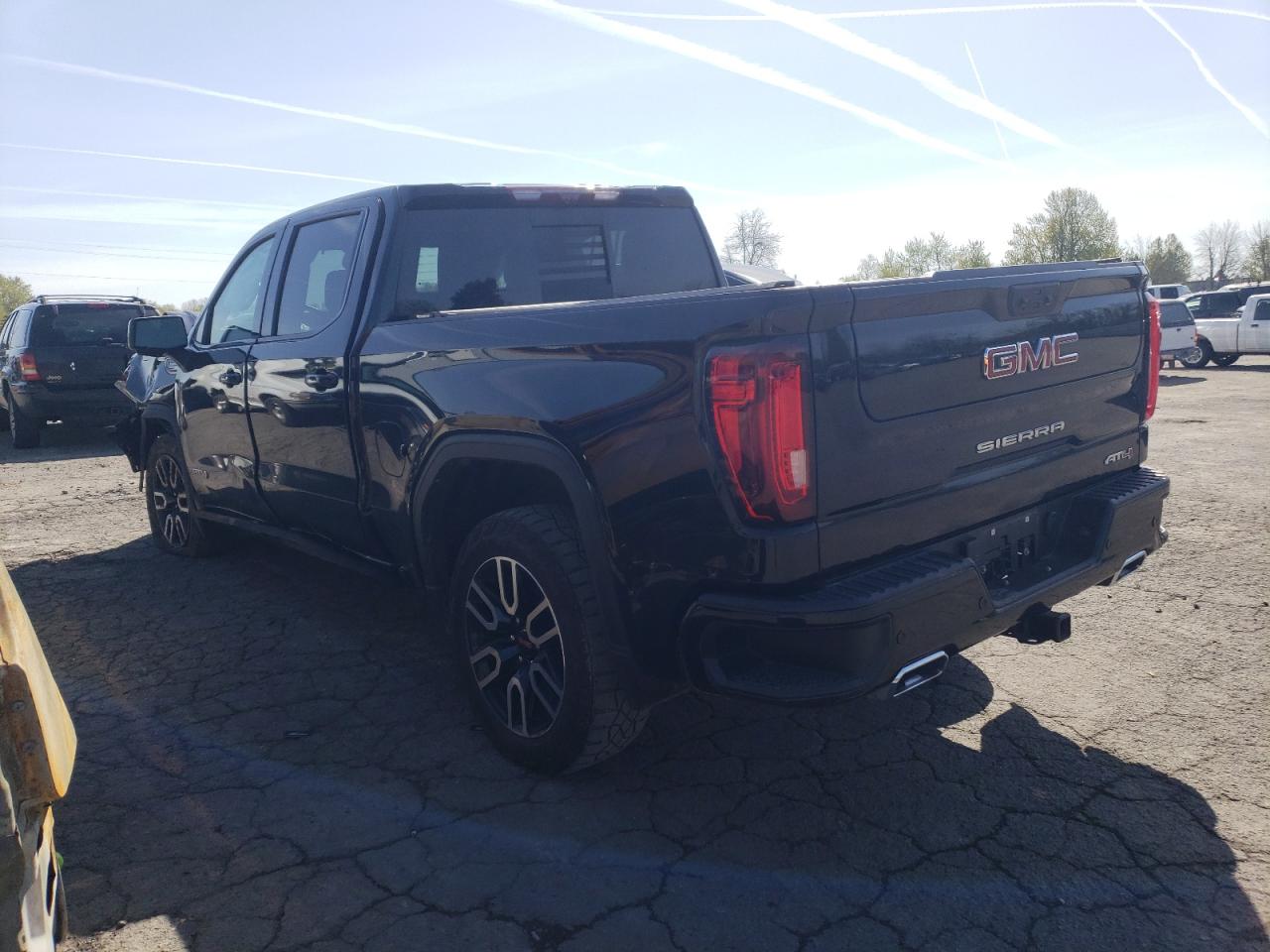 2022 GMC SIERRA K1500 AT4 VIN:3GTUUEET9NG542156