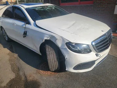 2019 Mercedes-Benz E 220 WDDZF0FB8KA533585 VIN:WDDZF0FB8KA533585