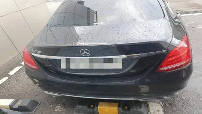 2016 Mercedes-Benz C 200 VIN: