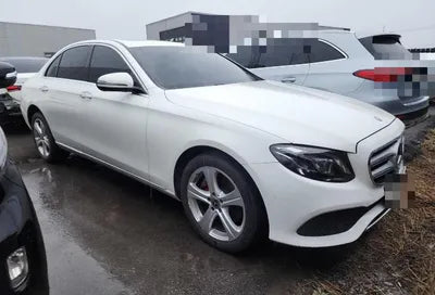 2018 Mercedes-Benz E 220 WDDZF0FBXJA404696 VIN:WDDZF0FBXJA404696