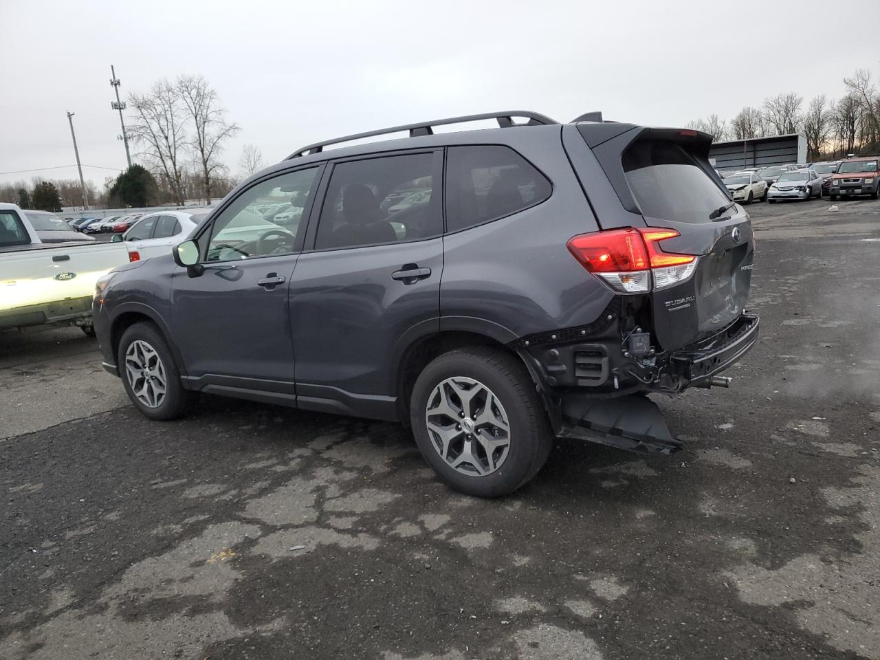 2024 SUBARU FORESTER PREMIUM VIN:JF2SKADC2RH512274